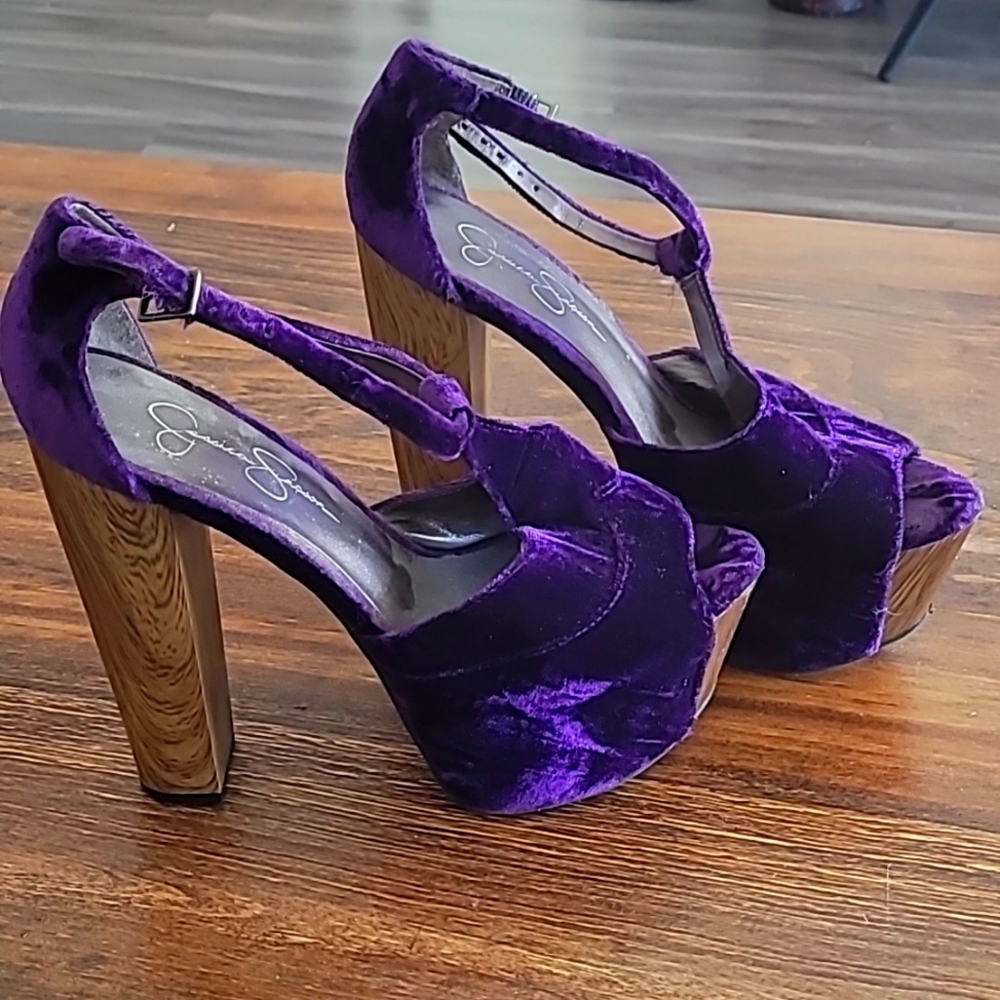 Jessica Simpson RARE Purple Velvet DANY platforms